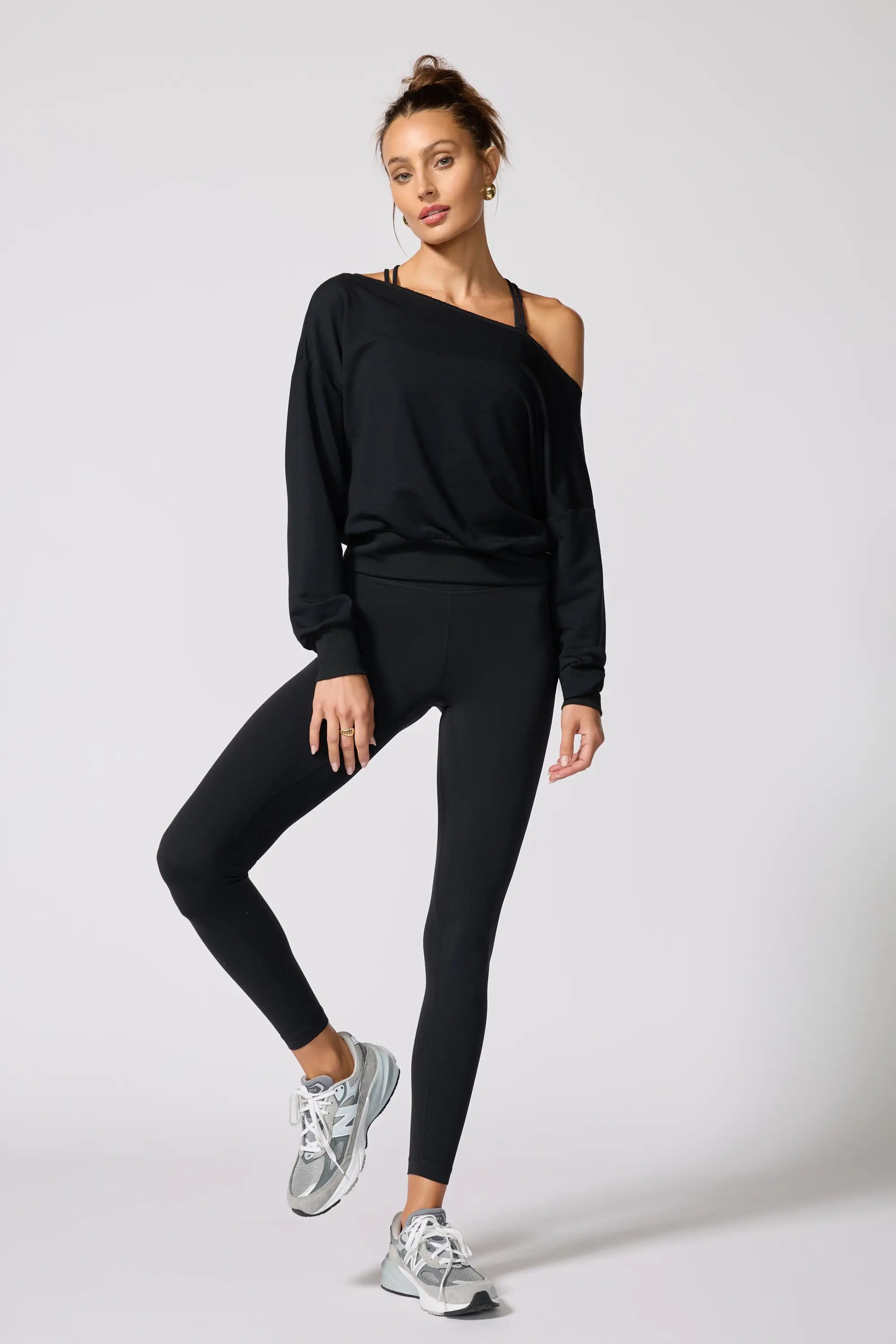 Cozy Fleece Flashdance Sweatshirt - Black