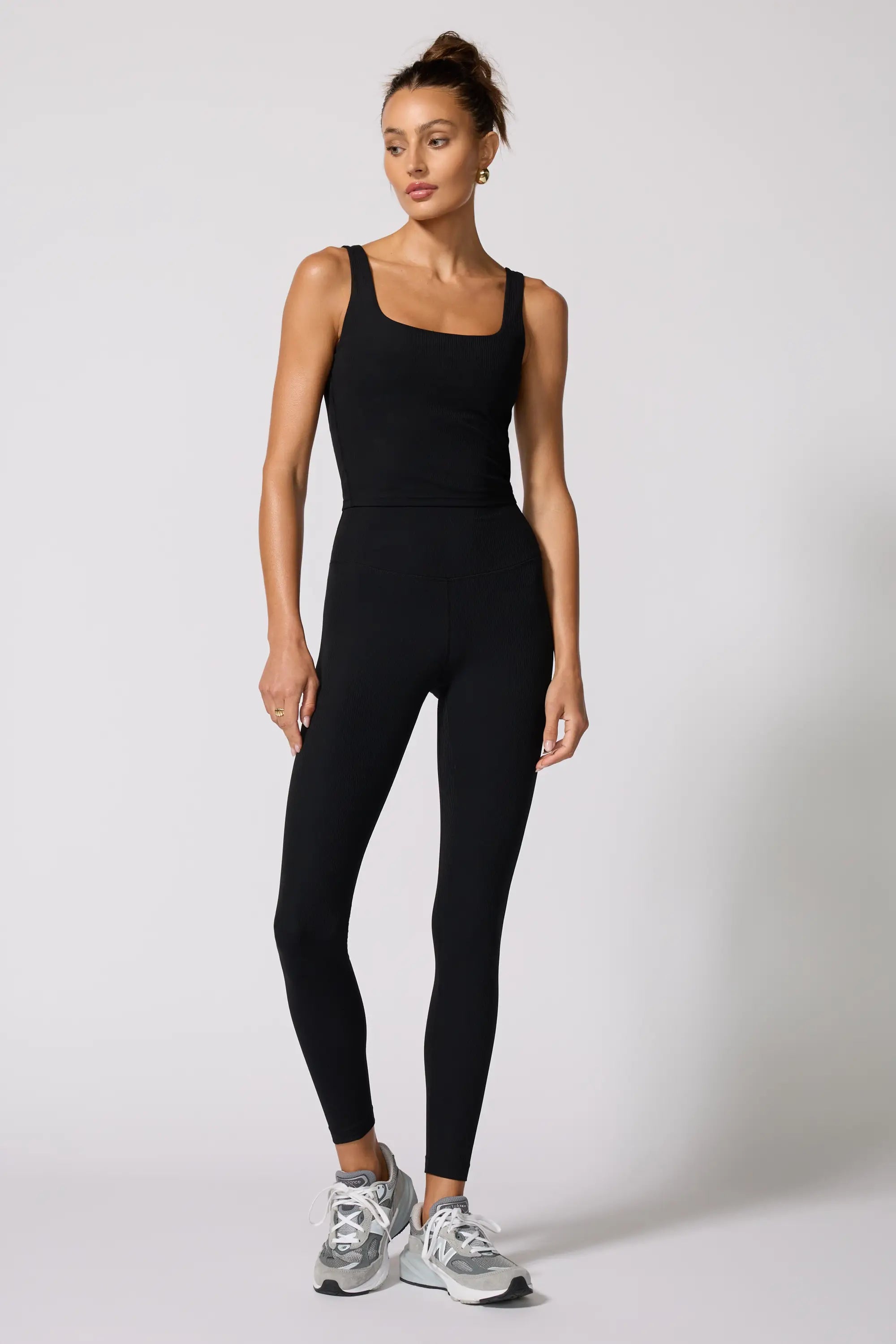 Ribbed Crop Tank with Support - Black