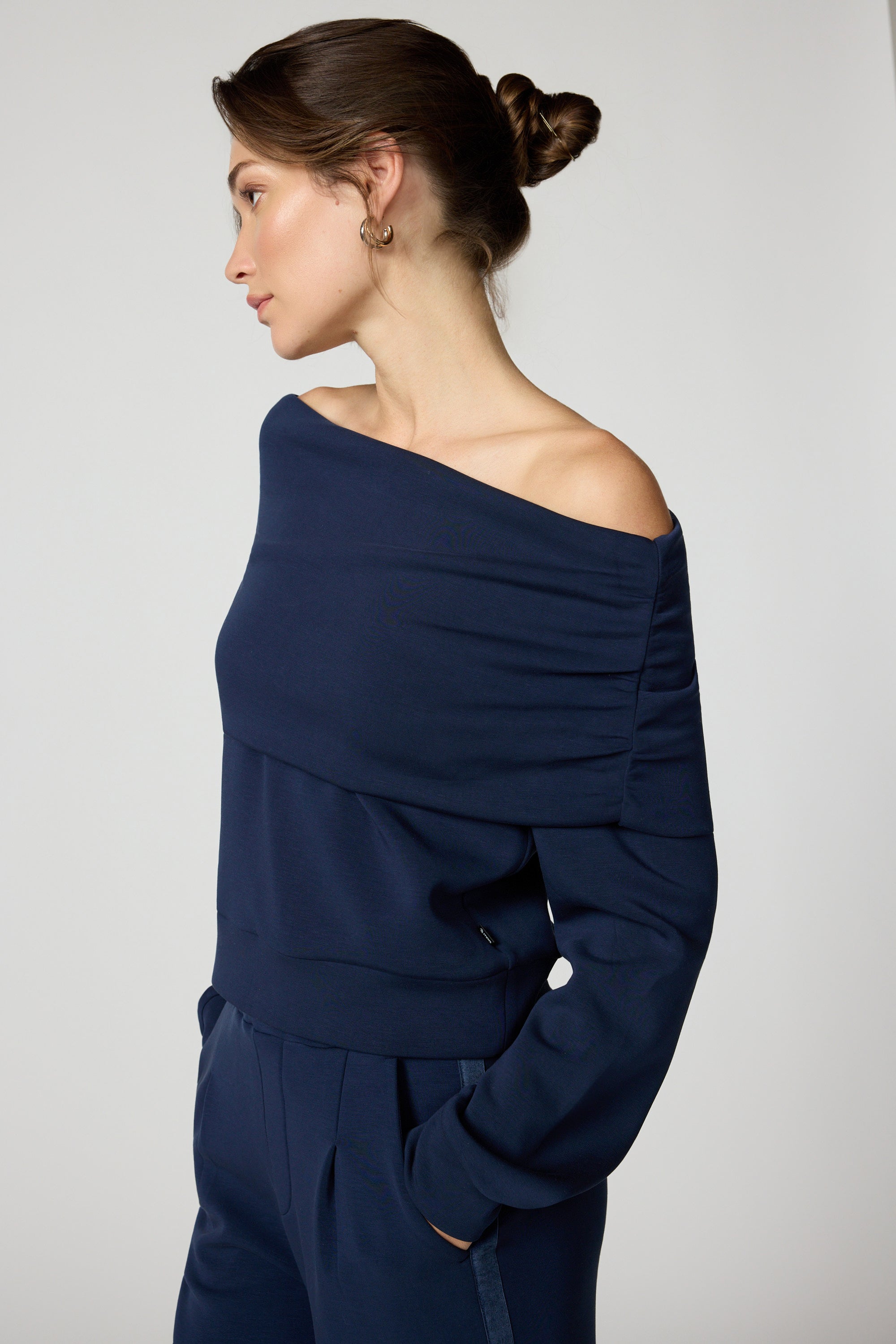 Dreamweave™ Off The Shoulder - Navy Blazer