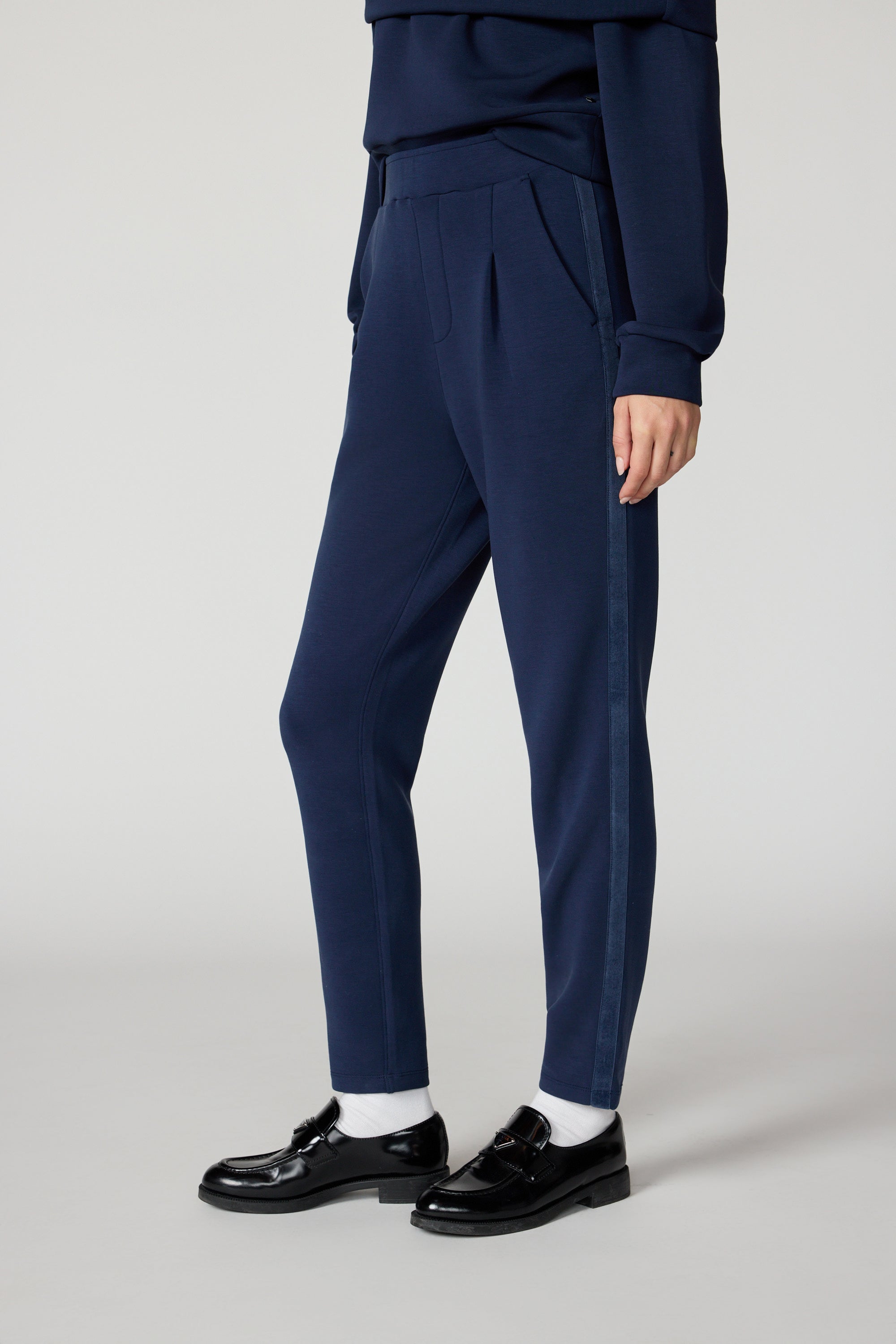 Dreamweave™ Tuxedo pant - Navy Blazer