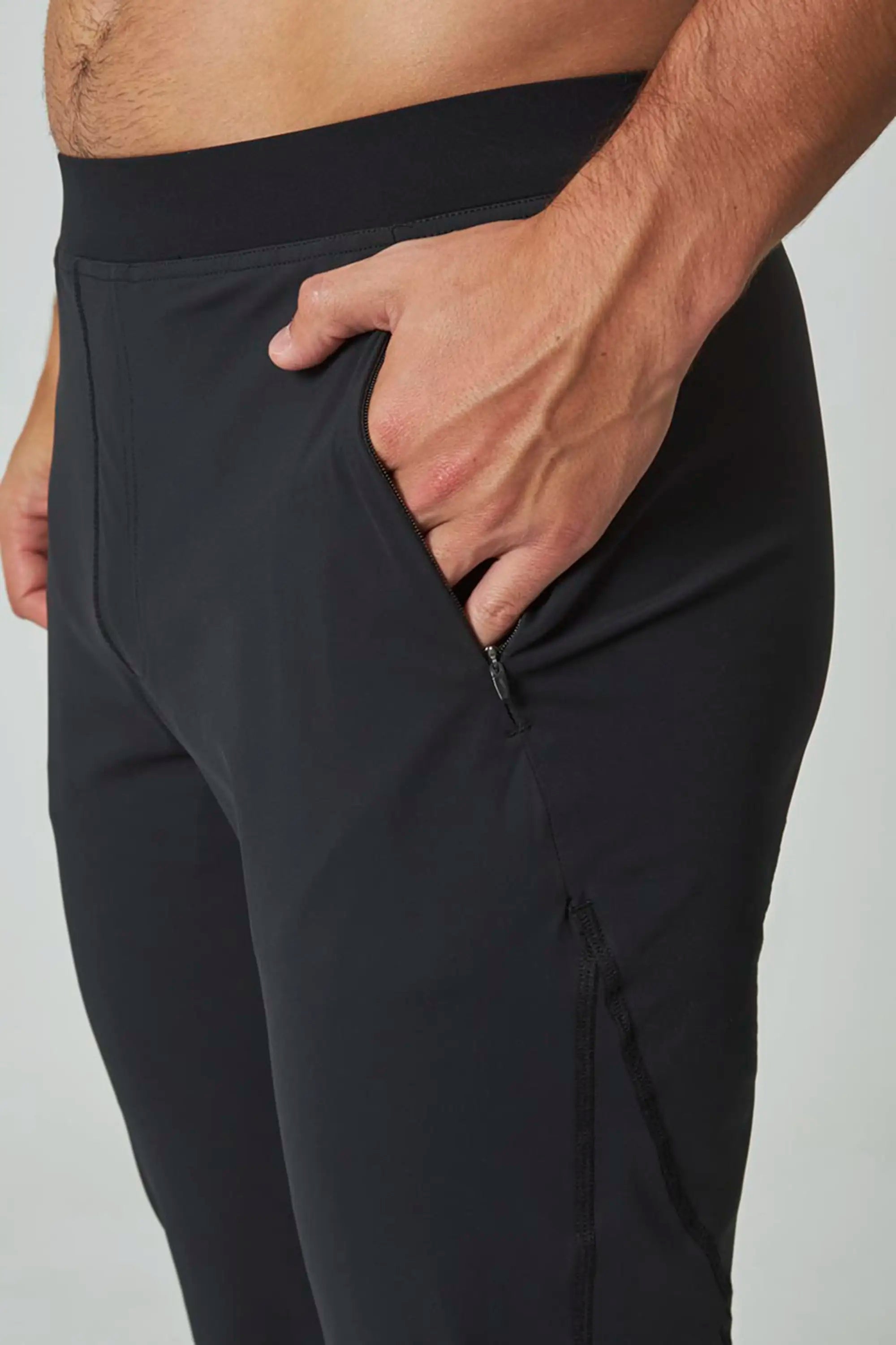 Transform Jogger  - Black